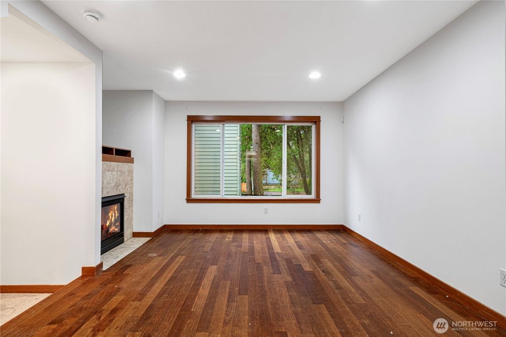 Photo of 2503 NE 125th Street, Lake City, WA 98125 (MLS # 2476038)