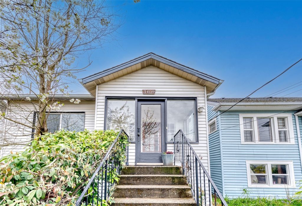 Photo of 3409 20th Avenue S, Seattle, WA 98144 (MLS # 2218505)