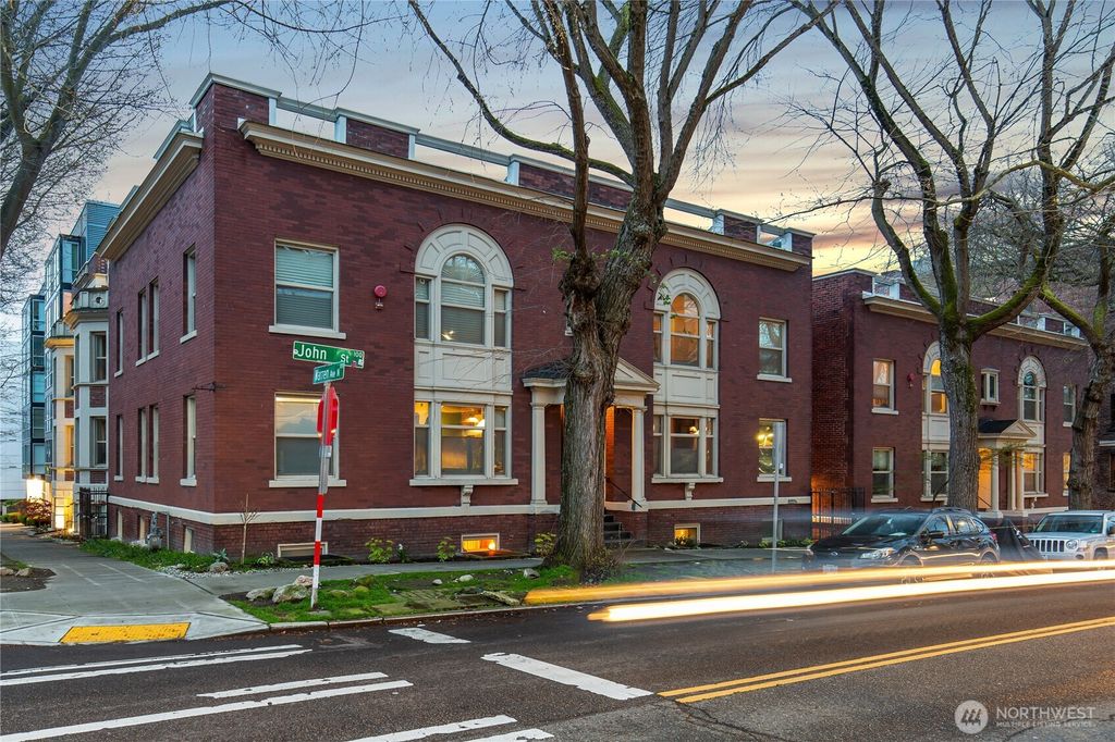 Photo of 117 John Street #9, Seattle, WA 98109 (MLS # 2521281)