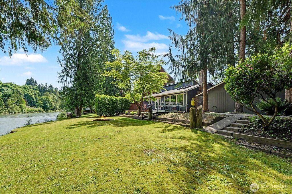 Photo of 17811 115th Street NE, Granite Falls, WA 98252 (MLS # 2528387)