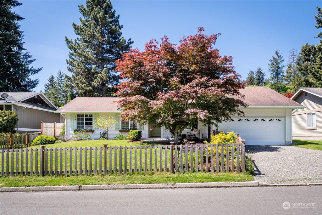 Photo of 15211 110th Place NE, Bothell, WA 98011 (MLS # 2234565)
