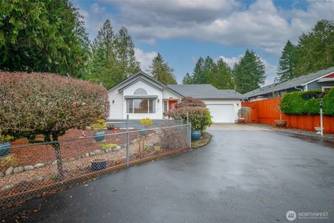 Photo of 9800 Steamboat Island Road NW, Olympia, WA 98502 (MLS # 2457639)