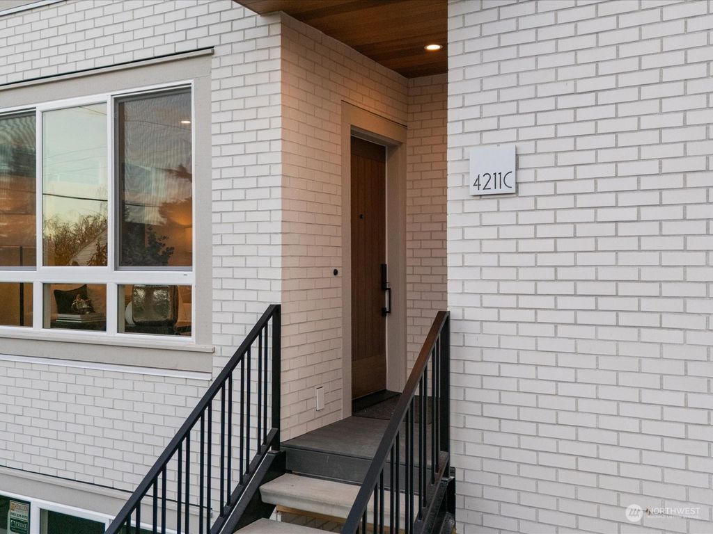 Photo of 4211 E McGilvra Street #C, Seattle, WA 98112 (MLS # 2317136)
