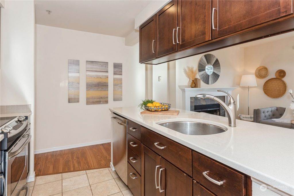 Photo of 769 Hayes Street #302, Seattle, WA 98109 (MLS # 2184140)