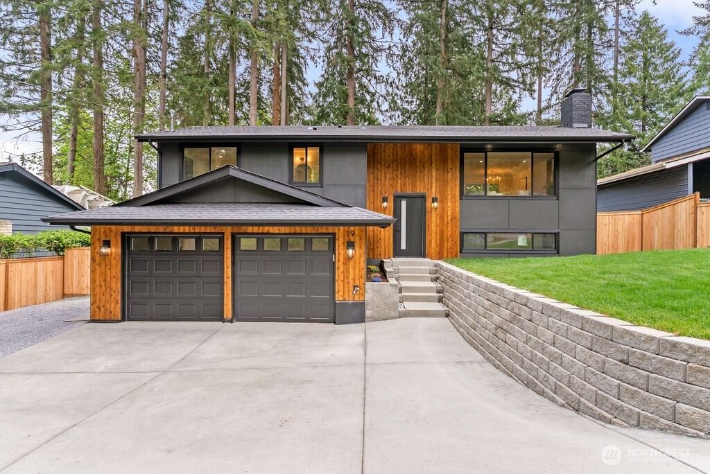 Photo of 19 143rd Street SE, Lynnwood, WA 98087 (MLS # 2369003)