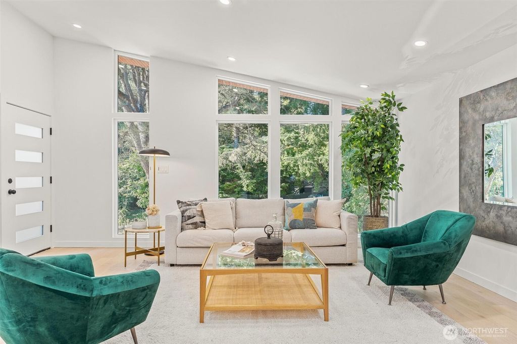 Photo of 1741 NE 105th Street, Seattle, WA 98125 (MLS # 2411159)