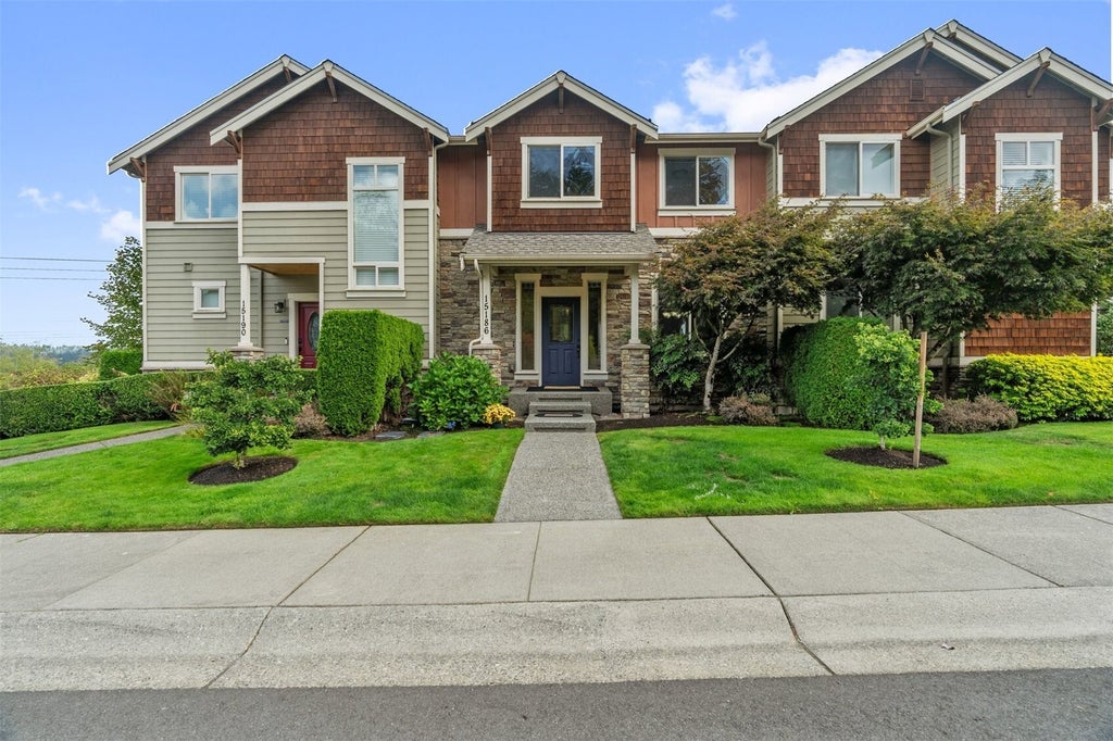 Photo of 15186 132nd Avenue NE, Woodinville, WA 98072 (MLS # 2595905)