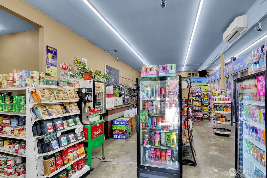 Photo of 8030 railroad Avenue SE, Snoqualmie, WA 98065 (MLS # 2451589)