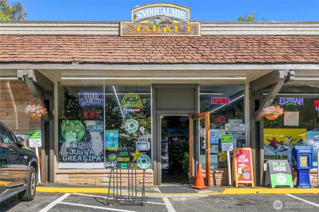 Photo of 8030 railroad Avenue SE, Snoqualmie, WA 98065 (MLS # 2451589)