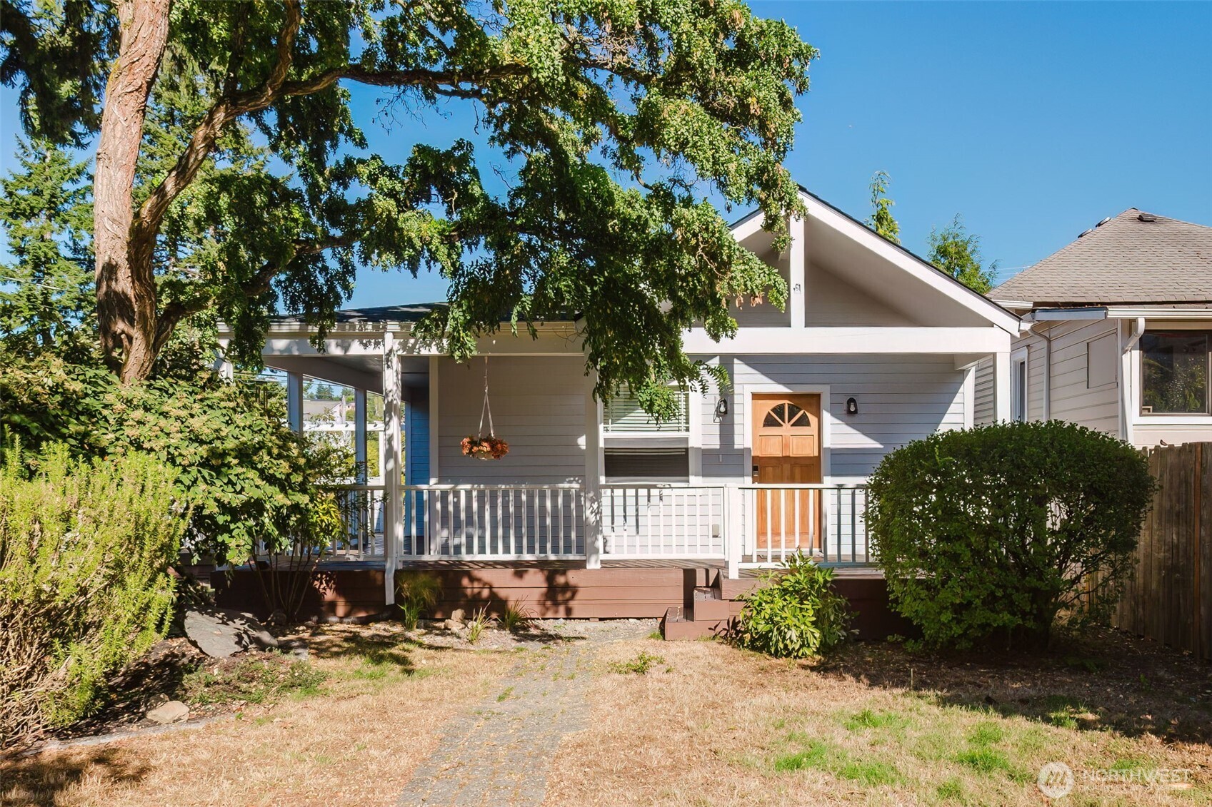 1547 Park