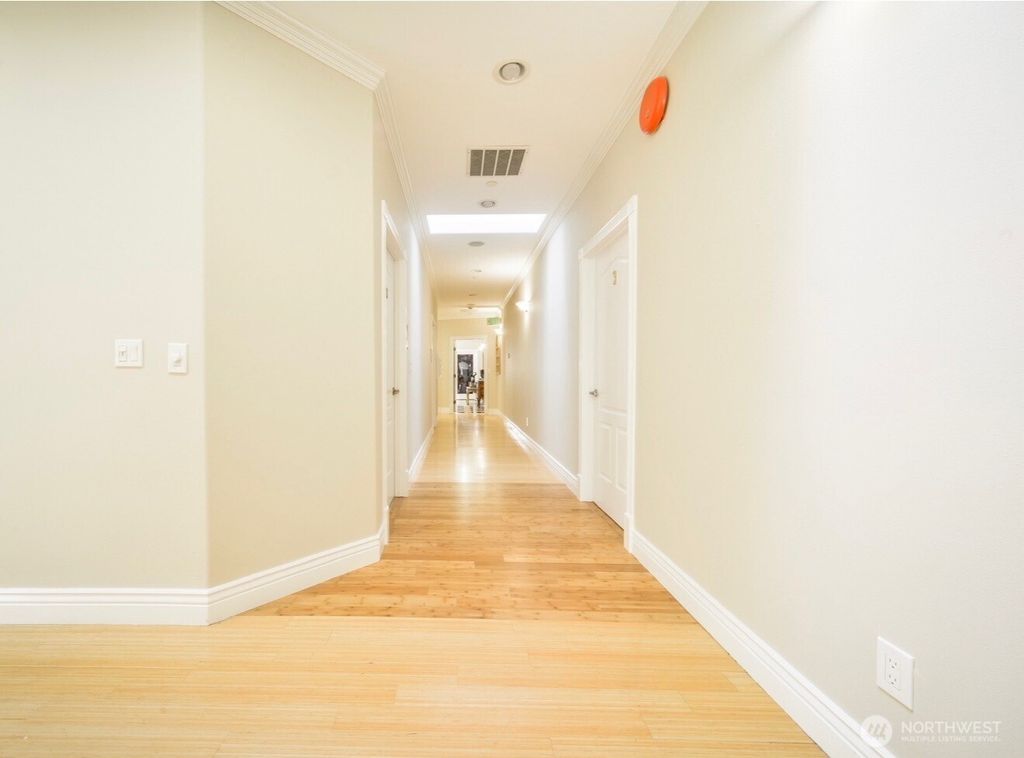 Photo of 0 124th, Kirkland, WA 98034 (MLS # 2525265)