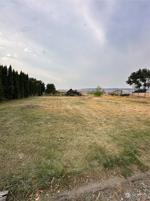 A home in East Wenatchee