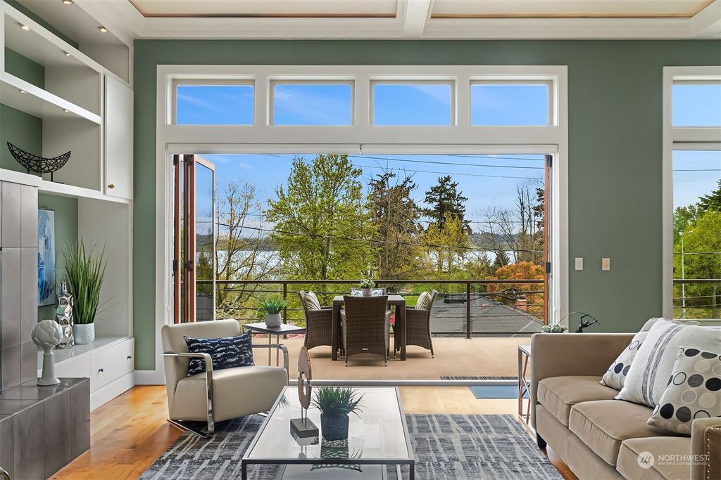 Photo of 315 1st Street, Kirkland, WA 98033 (MLS # 2224970)