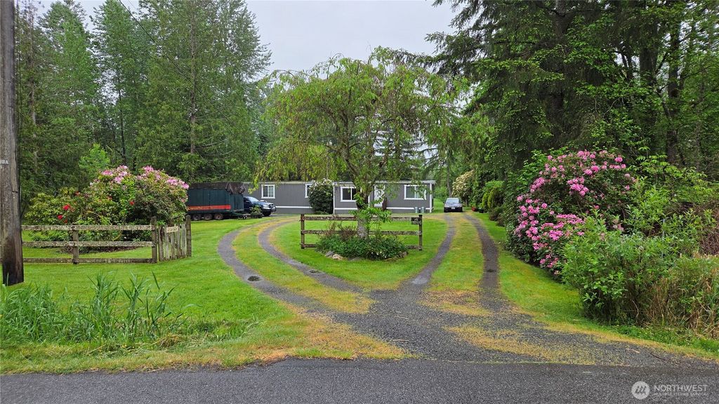 Photo of 10110 60TH Street SE, Snohomish, WA 98290 (MLS # 2523300)