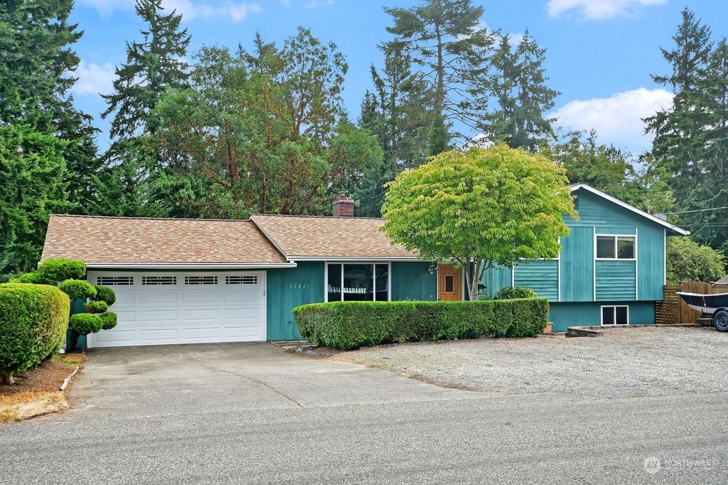 Photo of 16820 22nd Avenue NE, Shoreline, WA 98155 (MLS # 2149292)
