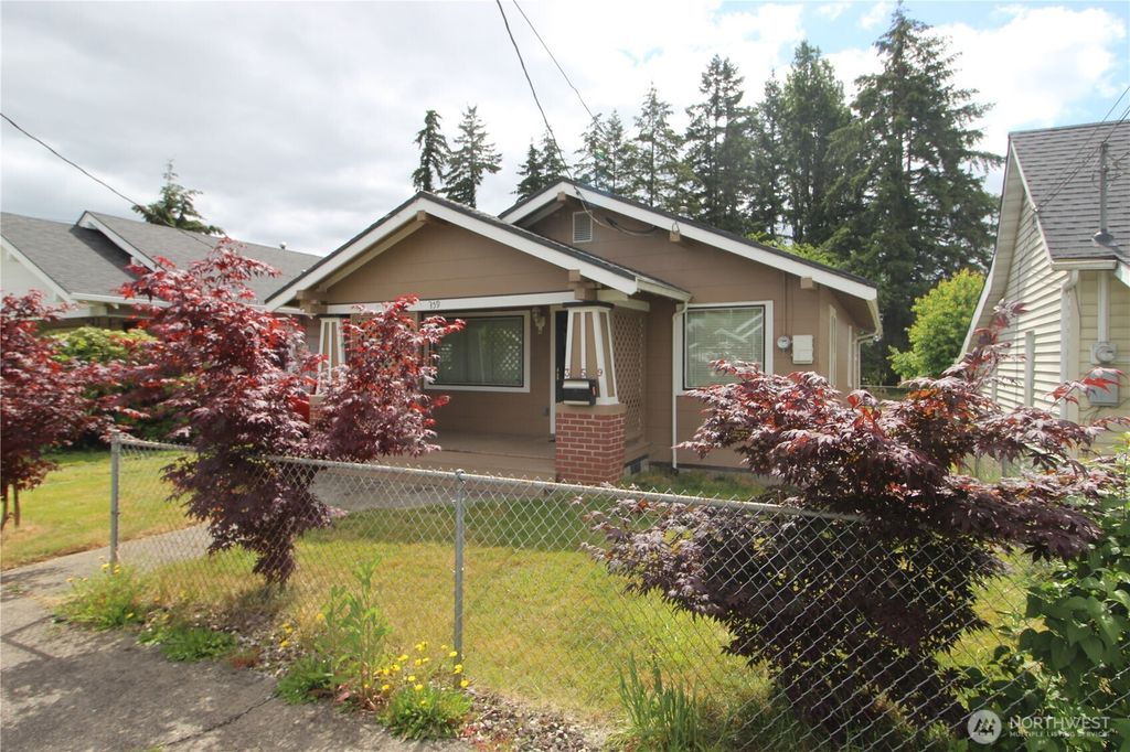Photo of 359 SW 9th ST, Chehalis, WA 98532 (MLS # 2535987)