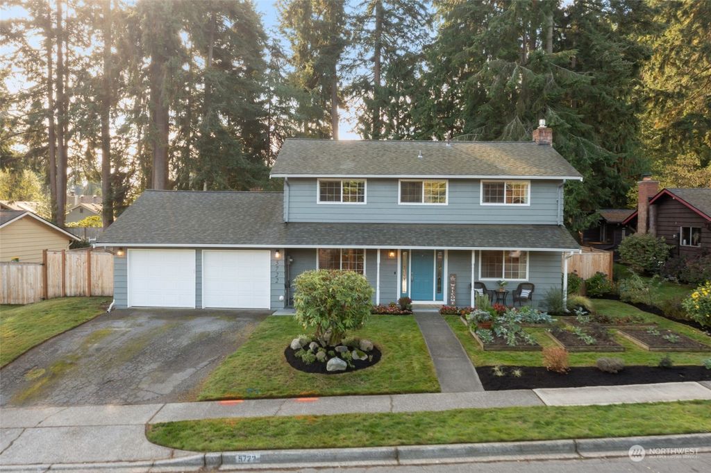 Photo of 5722 173rd Place SW, Lynnwood, WA 98037 (MLS # 2175335)