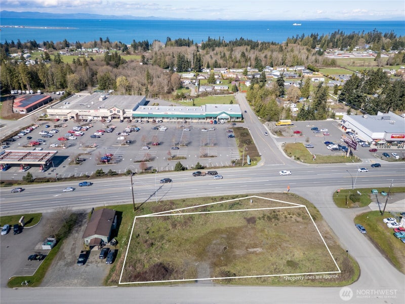 0 S Highway 101 & Bay View Ave
