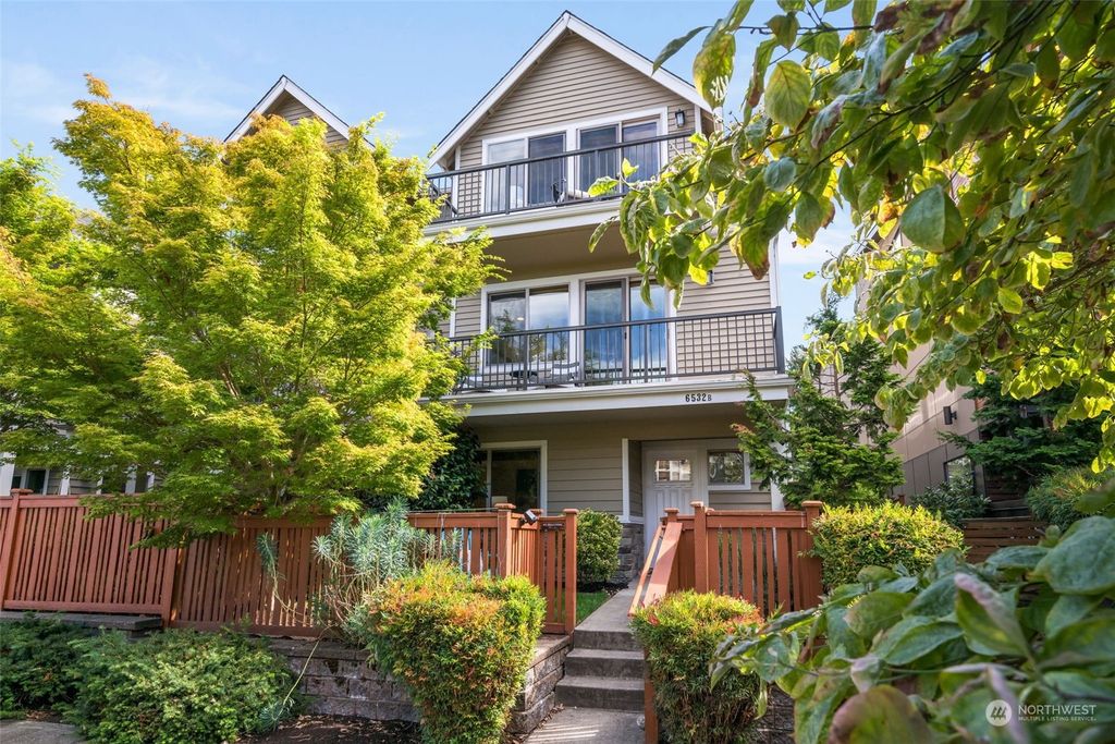 Photo of 6532 42nd Avenue SW #B, Seattle, WA 98136 (MLS # 2158979)