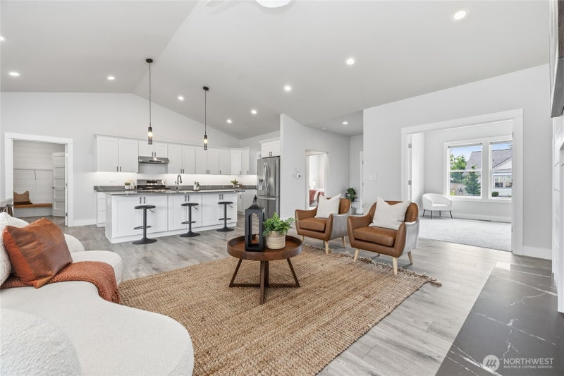 1725 Aaron Drive