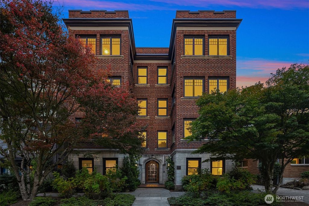 Photo of 1112 Broadway E #102, Seattle, WA 98102 (MLS # 2448004)