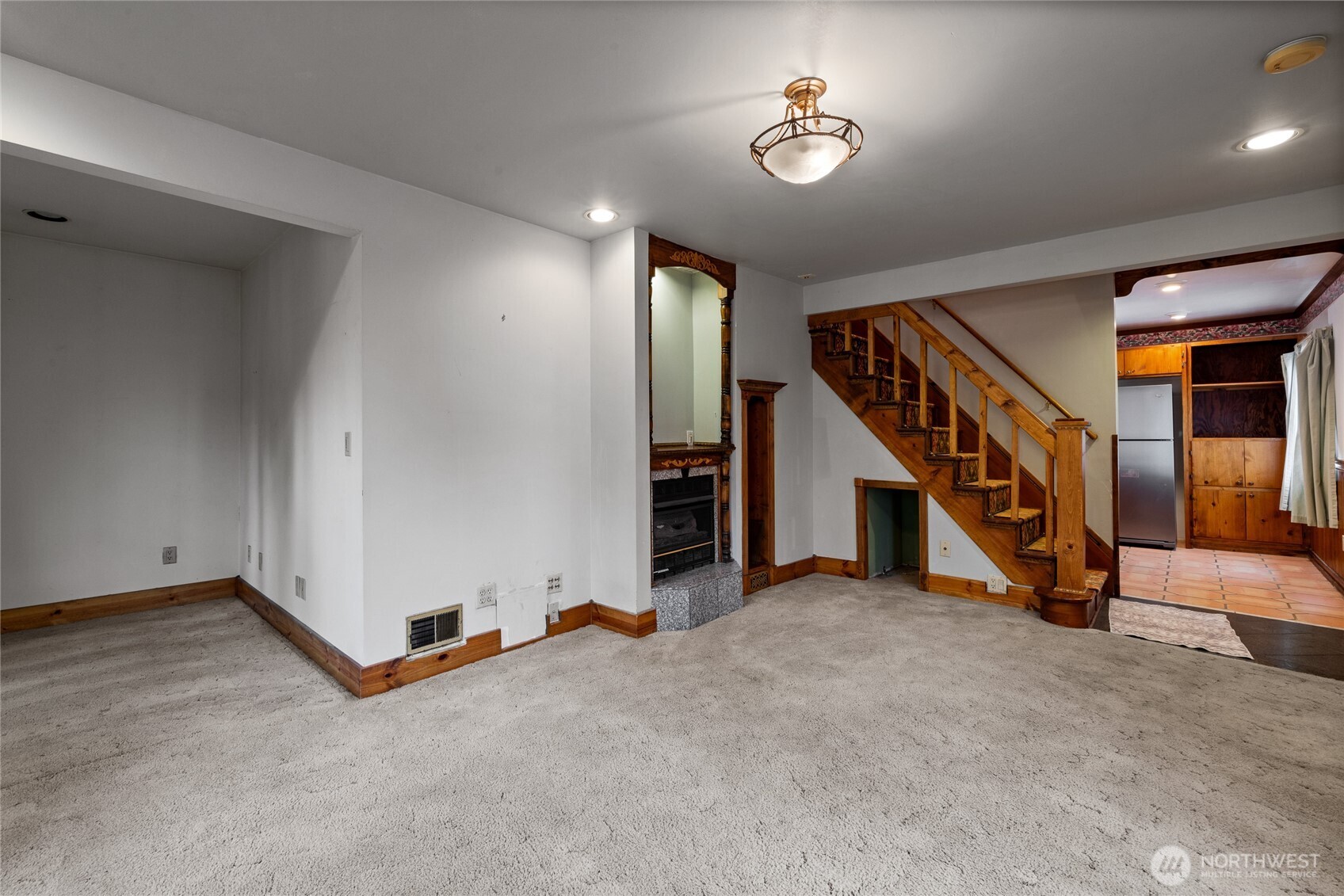 401 7th Street NW