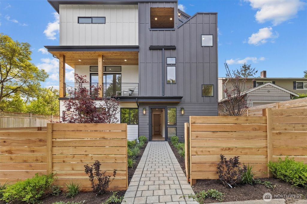 Photo of 6011 43rd Avenue NE, Seattle, WA 98115 (MLS # 2376553)