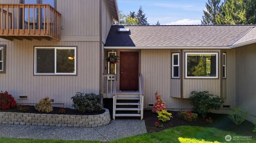 Photo of 18125 Snohomish Avenue, Snohomish, WA 98296 (MLS # 2513168)