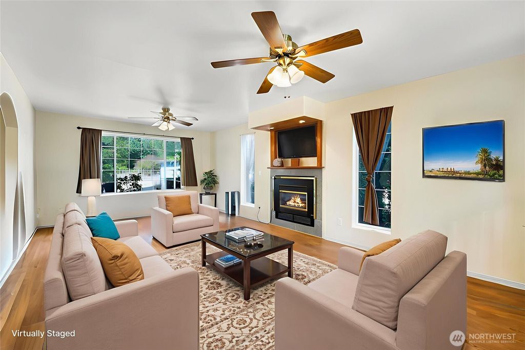 Photo of 3517 Appian Way, Oak Harbor, WA 98277 (MLS # 2459454)