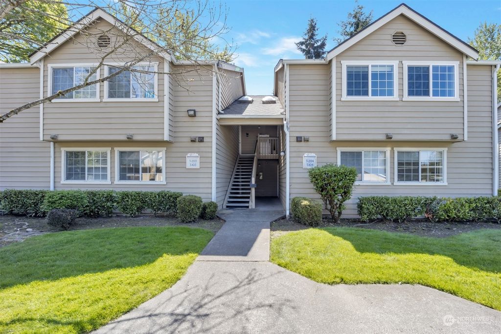 Photo of 1843 S 286th Lane #T204, Federal Way, WA 98003 (MLS # 2063669)