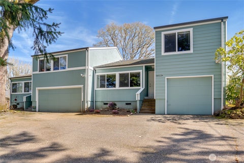Photo of 3023 Bridgeport Way W #B, University Place, WA 98466 (MLS # 2499387)
