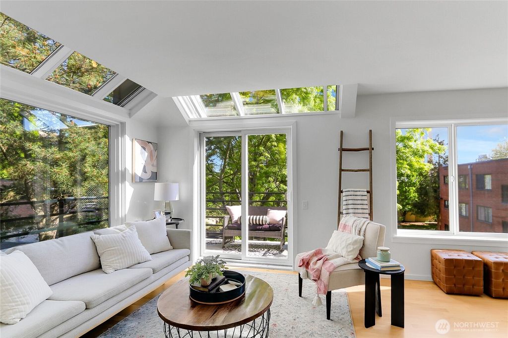 Photo of 115 W Galer Street #301, Seattle, WA 98119 (MLS # 2369530)