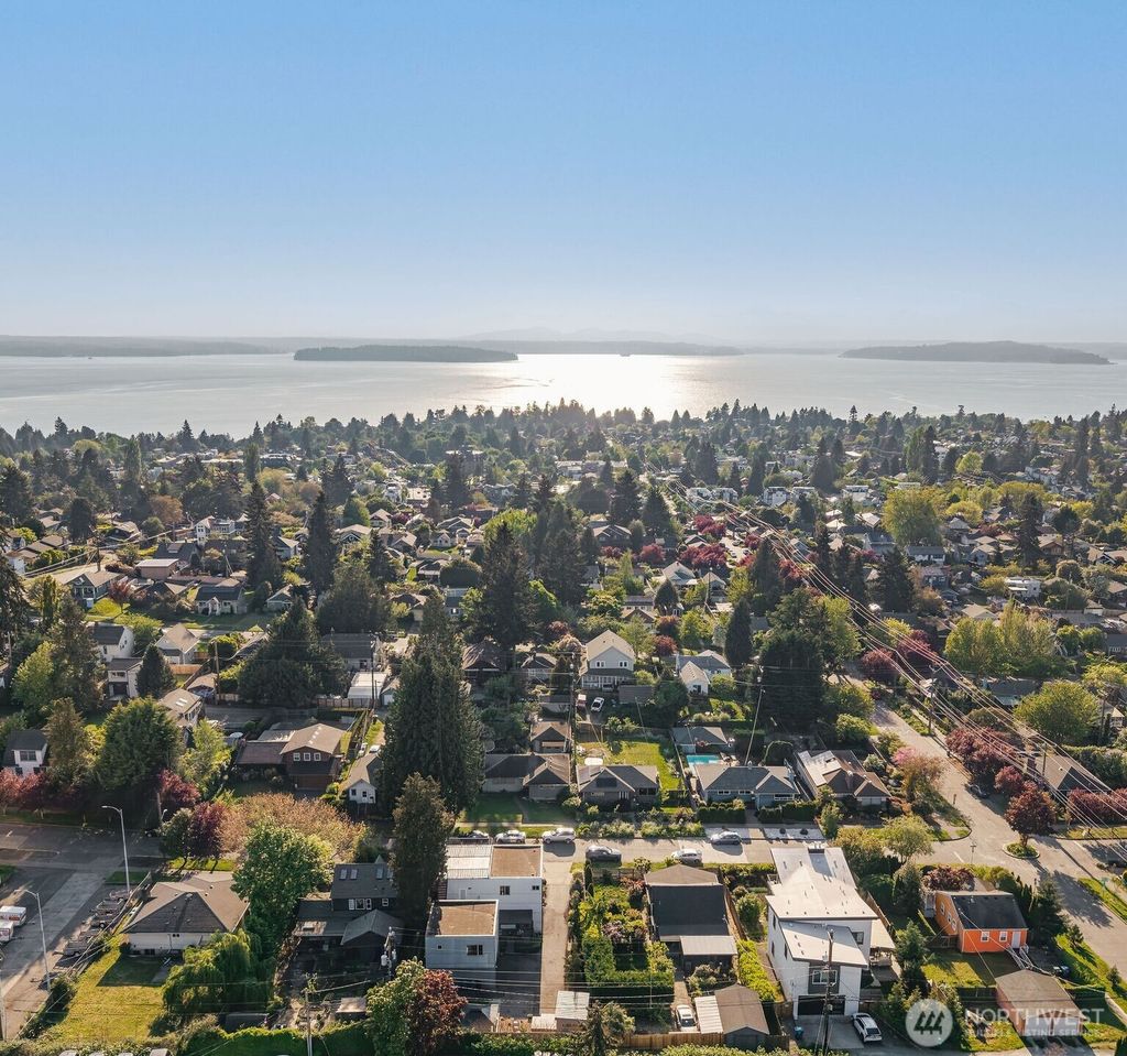 Photo of 6320 36th Avenue SW, Seattle, WA 98126 (MLS # 2519346)