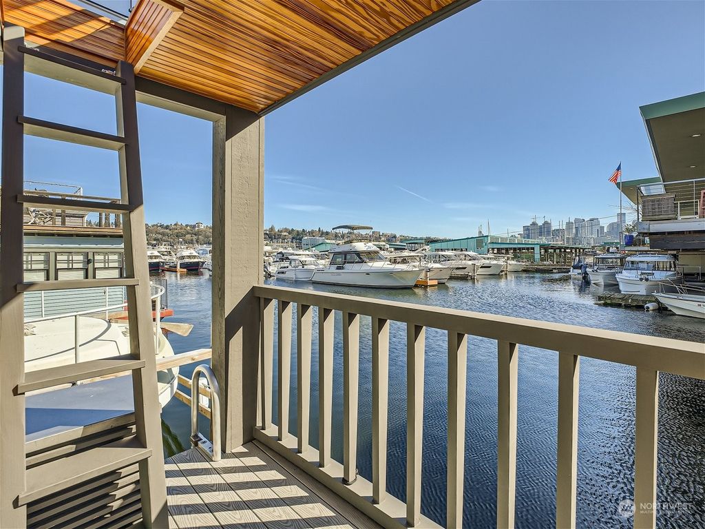 Photo of 1900 Westlake Avenue N #B4, Seattle, WA 98109 (MLS # 2229607)