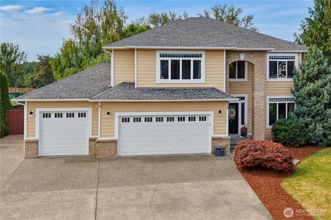 Photo of 473 Mountain Circle Drive, Buckley, WA 98321 (MLS # 2556159)