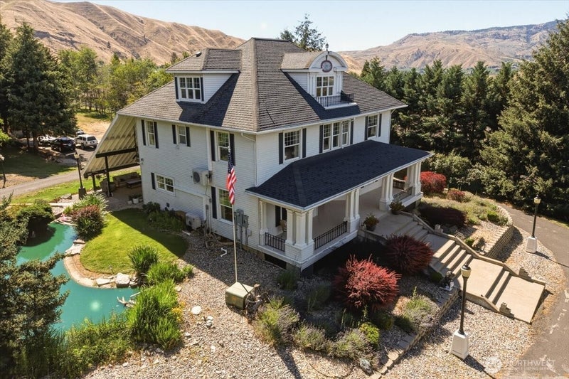 5397 Hughes Road