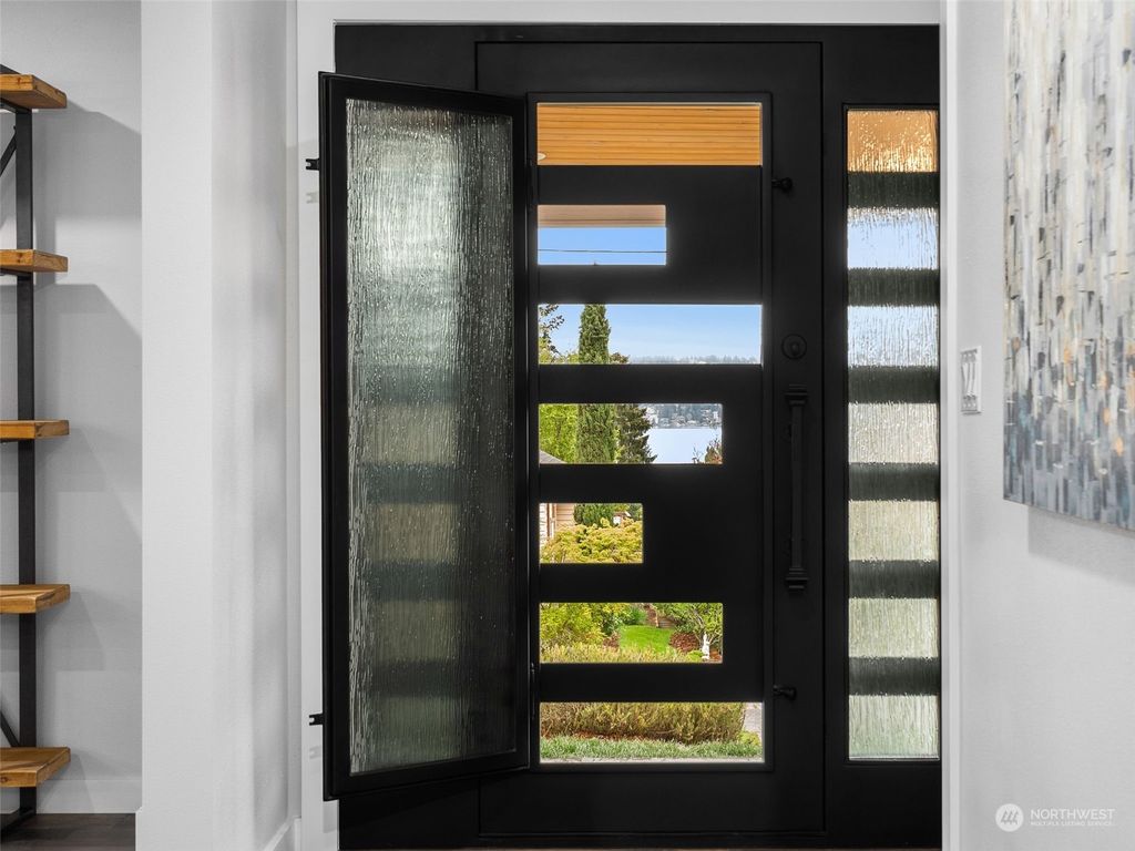 Photo of 4415 48th Avenue S, Seattle, WA 98118 (MLS # 2054013)