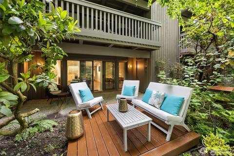 Photo of 1524 NE 140th Street #D2, Seattle, WA 98125 (MLS # 2554495)