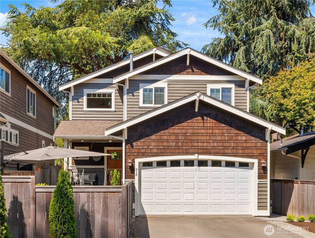 Photo of 916 SW Austin Street, Seattle, WA 98106 (MLS # 2370064)