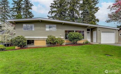 Photo of 134 160th Place SE, Bellevue, WA 98008 (MLS # 2512384)