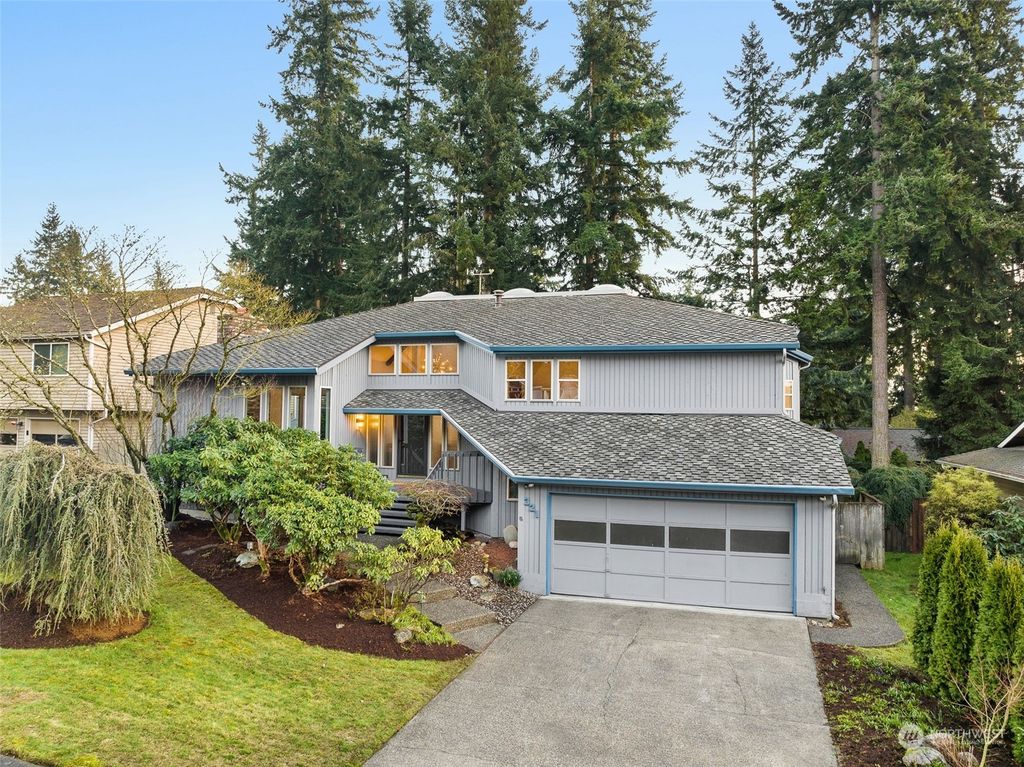 Photo of 321 SW 327th Place, Federal Way, WA 98023 (MLS # 2201678)