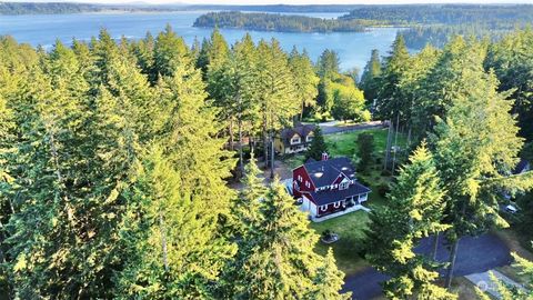 A home in Anderson Island