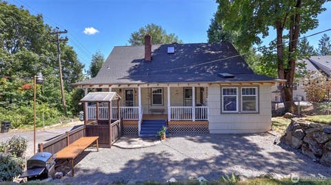 Photo of 10003 15th Avenue S, Seattle, WA 98168 (MLS # 2562461)