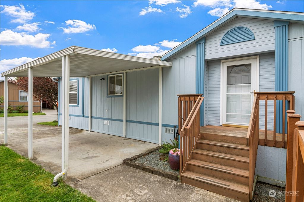Photo of 5711 100th Street NE #13, Marysville, WA 98270 (MLS # 2224341)