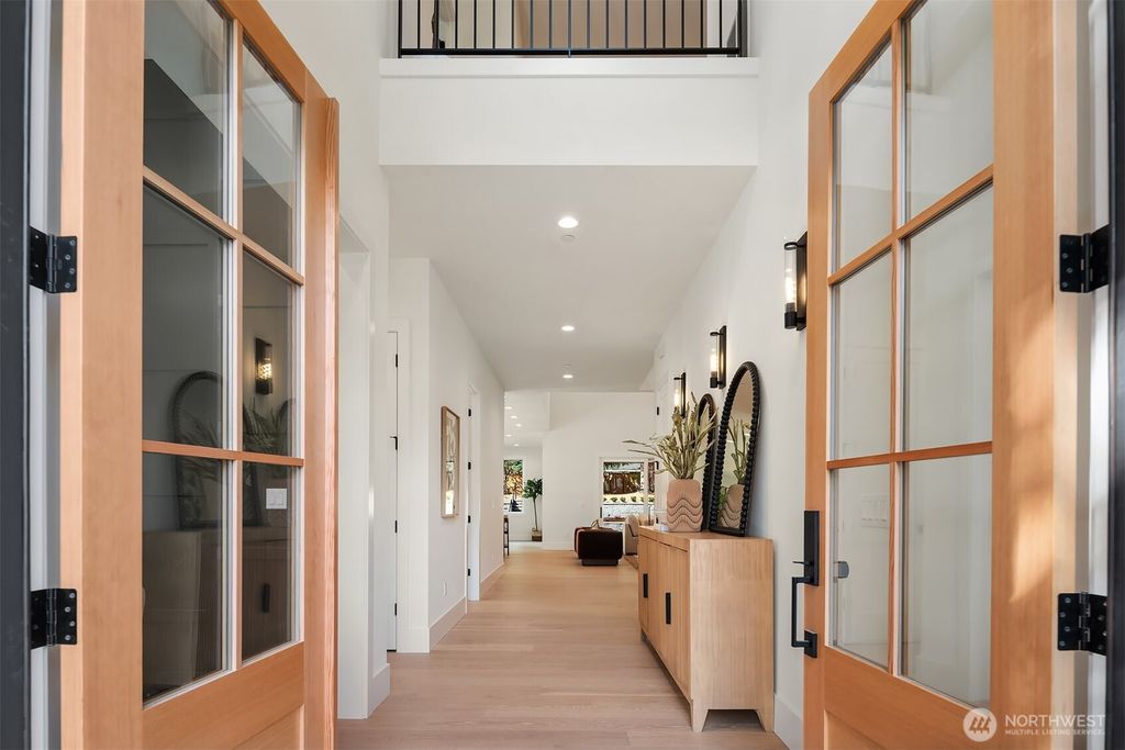 Photo of 1917 166th Place NE, Bellevue, WA 98008 (MLS # 2497556)