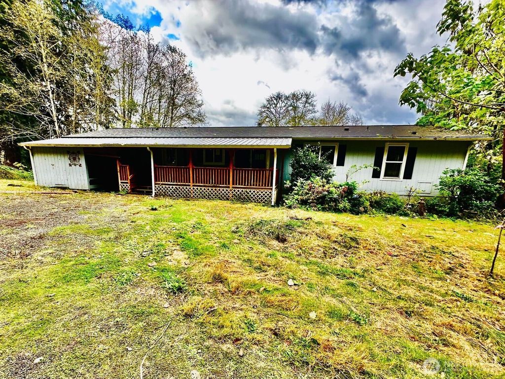 Photo of 79 Hull Creek Rd, Grays River, WA 98621 (MLS # 2458426)
