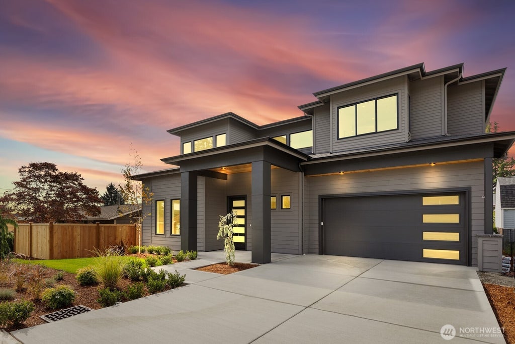 Photo of 1607 Kennewick Avenue NE, Renton, WA 98056 (MLS # 2590403)