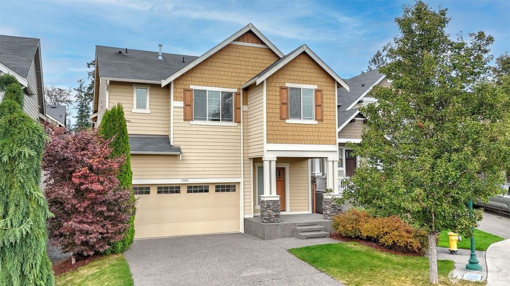 Photo of 13014 SE 308th Place, Auburn, WA 98092 (MLS # 2429465)
