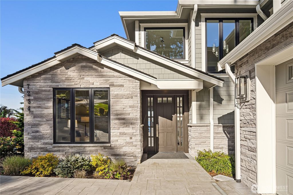 Photo of 7254 N Mercer Way, Mercer Island, WA 98040 (MLS # 2359638)