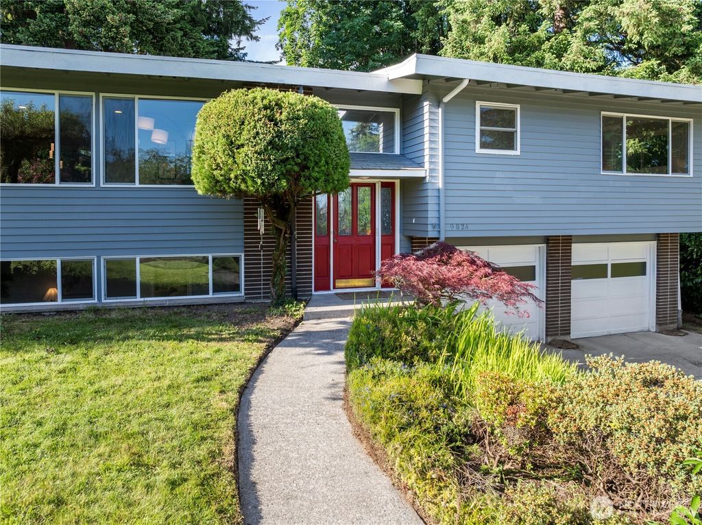 Photo of 9824 NE 139th Street, Kirkland, WA 98034 (MLS # 2385218)